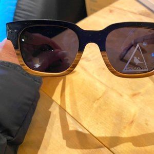 Proof Pledge Wood Sunglasses NWT polarized